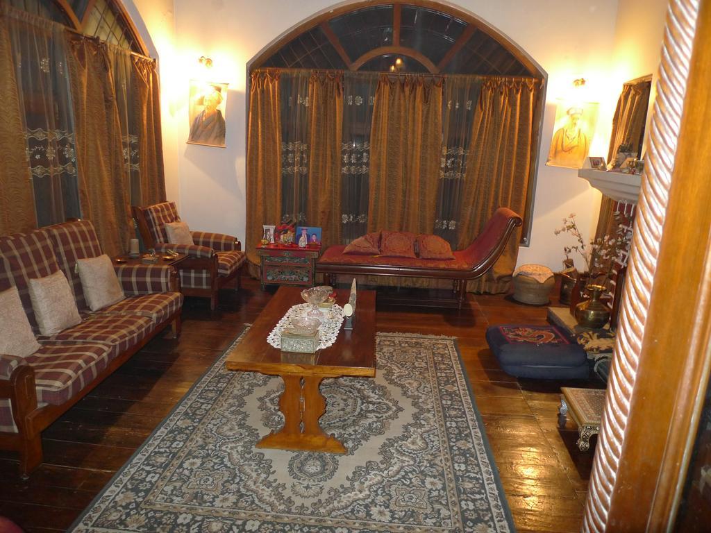 Hilltop Lodge Гувахати Номер фото